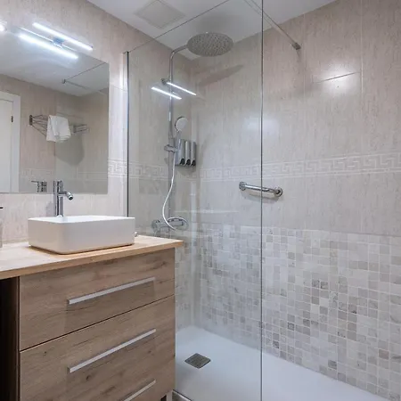 - 111 Appartement *